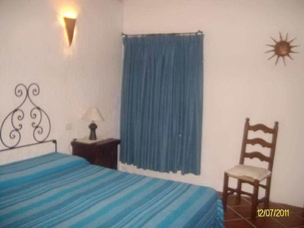 Agriturismo Spridda Bed and Breakfast Arzachena Rum bild